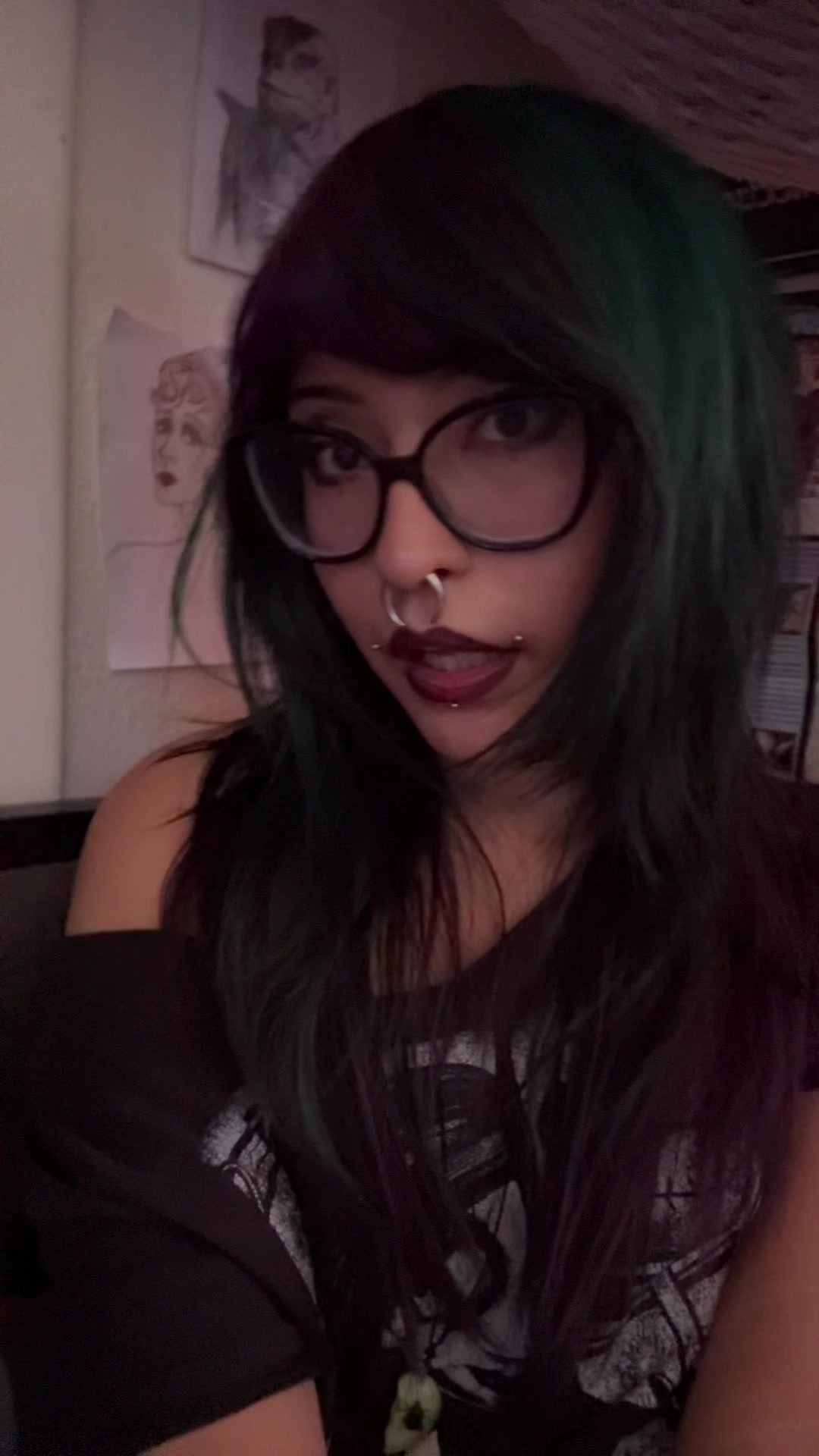 @Alexsis