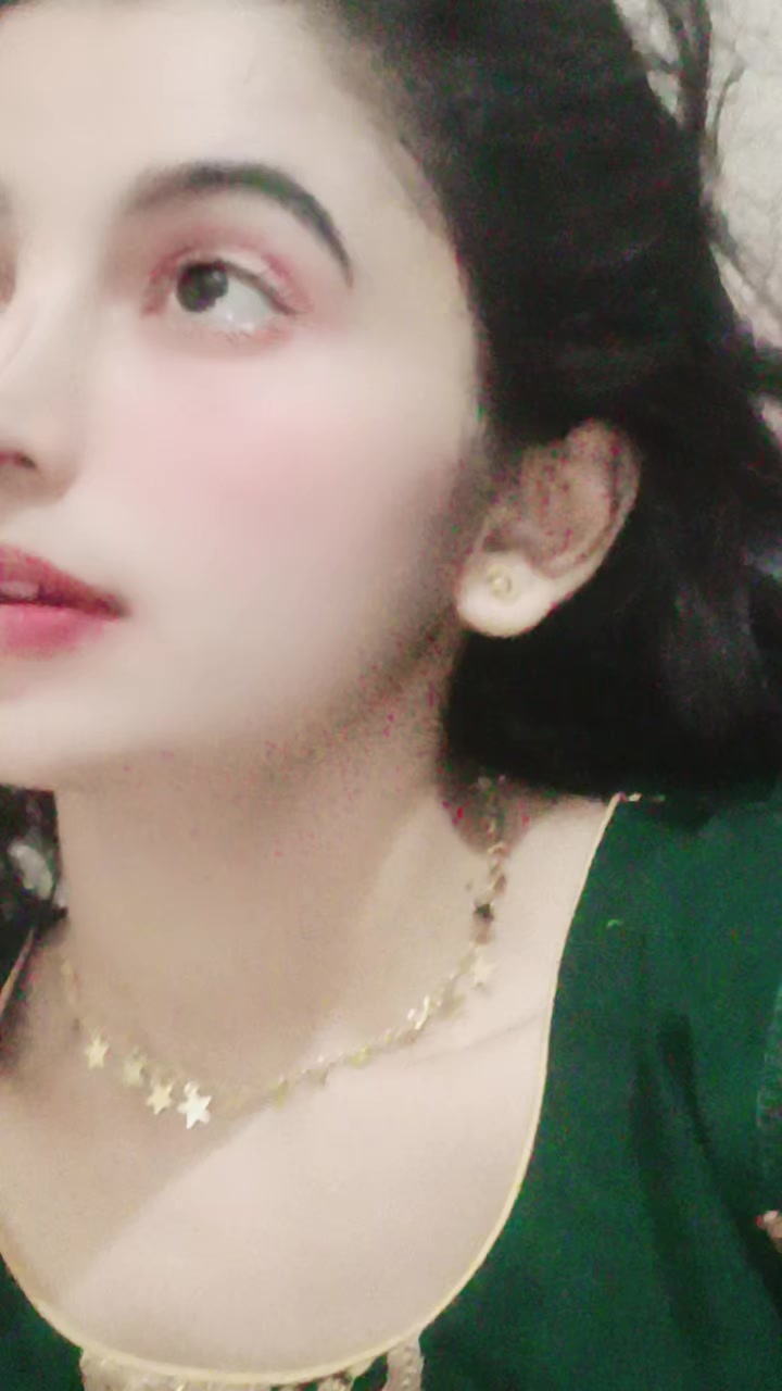 @- রহস্যময়ী