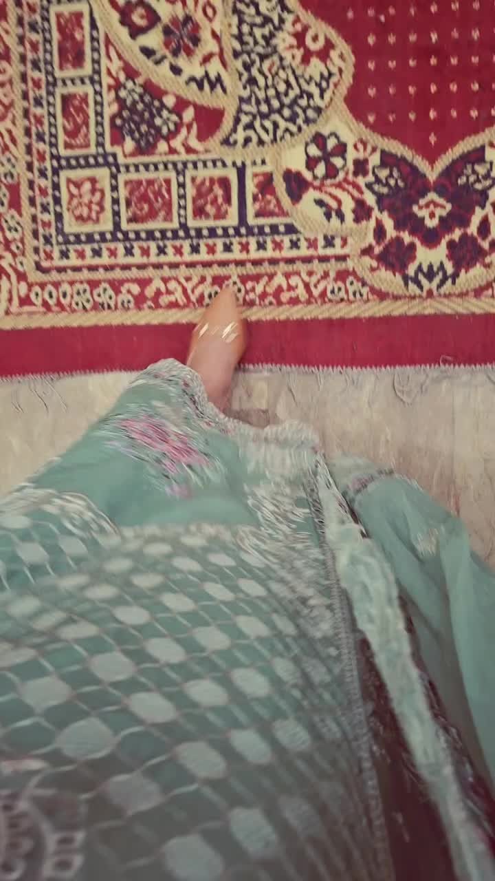 @Marŕÿ_QUêên🦋