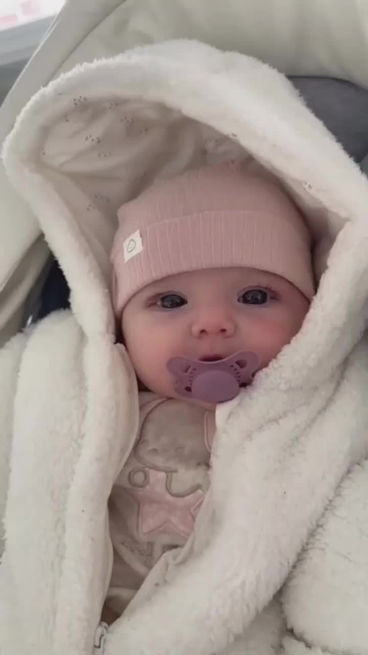 @❤𝐌𝐑𝐒 𝐅𝐚𝐑𝐲𝐚𝐃❤