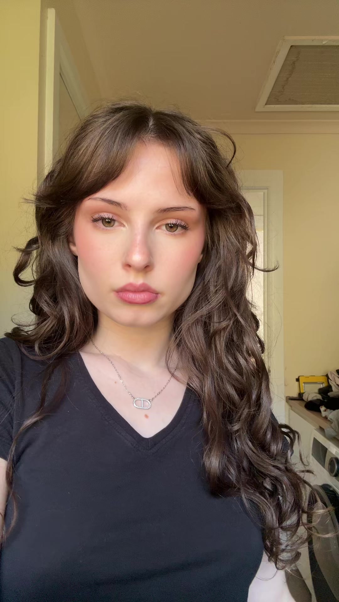 @bella❦