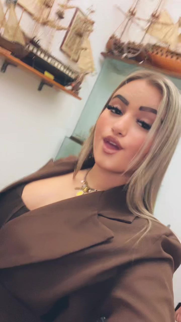 @A N G I👸🏼