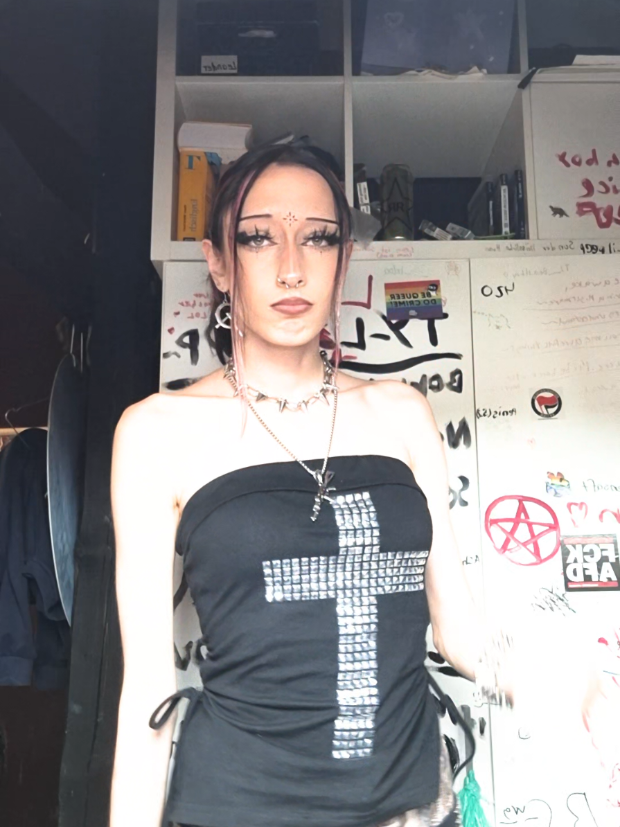 @☭❤️✮𝔑𝔢𝔩𝔢✮🖤☭