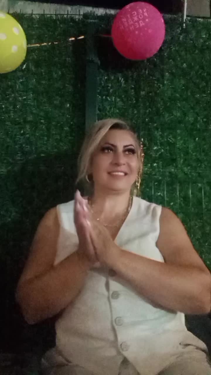 @Julia Feri Too