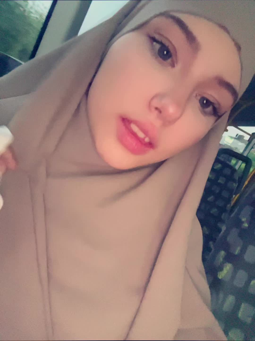 @naila.official