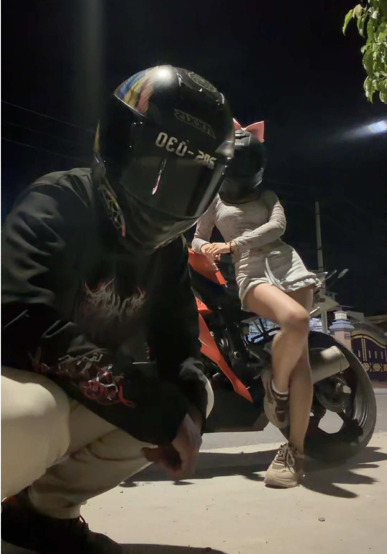 @𝐒𝐢𝐫𝐢 (official)