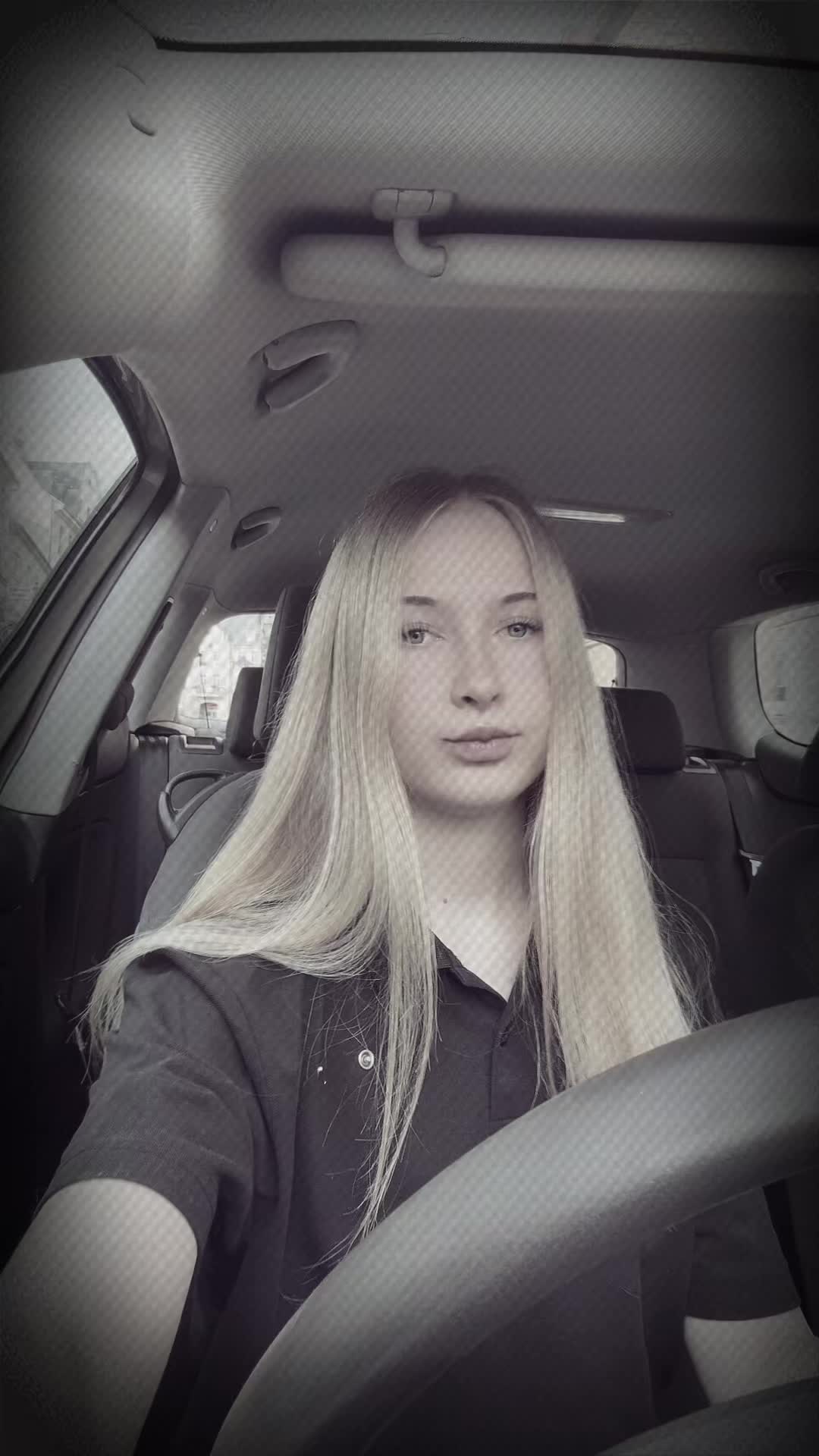 @𝒸𝒽𝒶𝓃𝓉𝒾🇵🇱