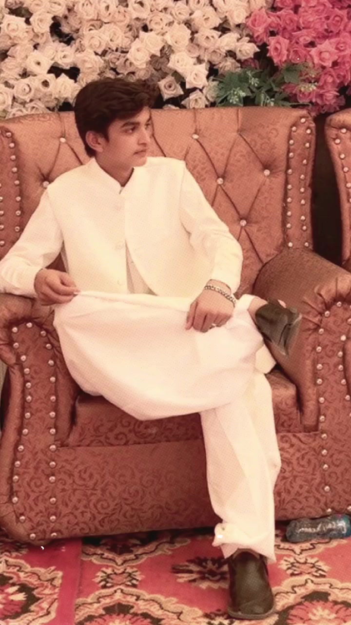 @mahaveer.🧑🫠👨&zwj;❤️&zwj;👨