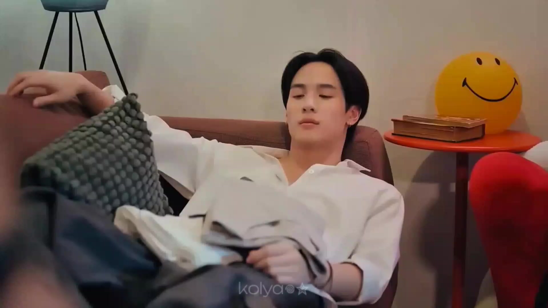 @stop liking him,im begging you