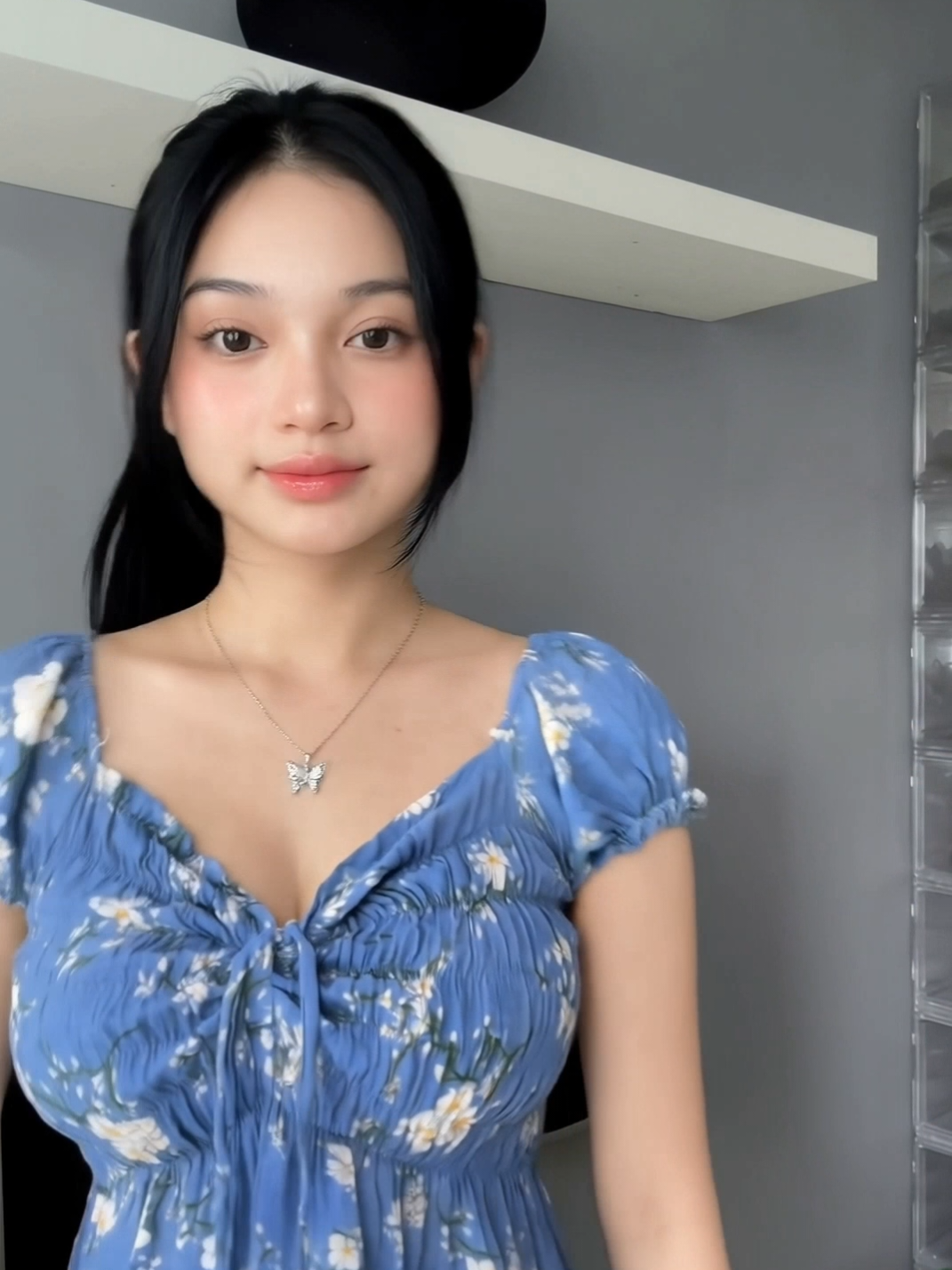 @flora0ne