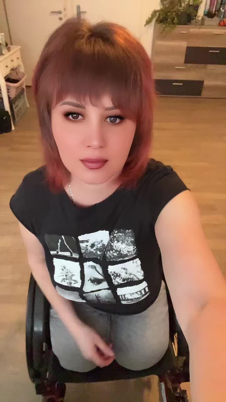 @Аня Роз