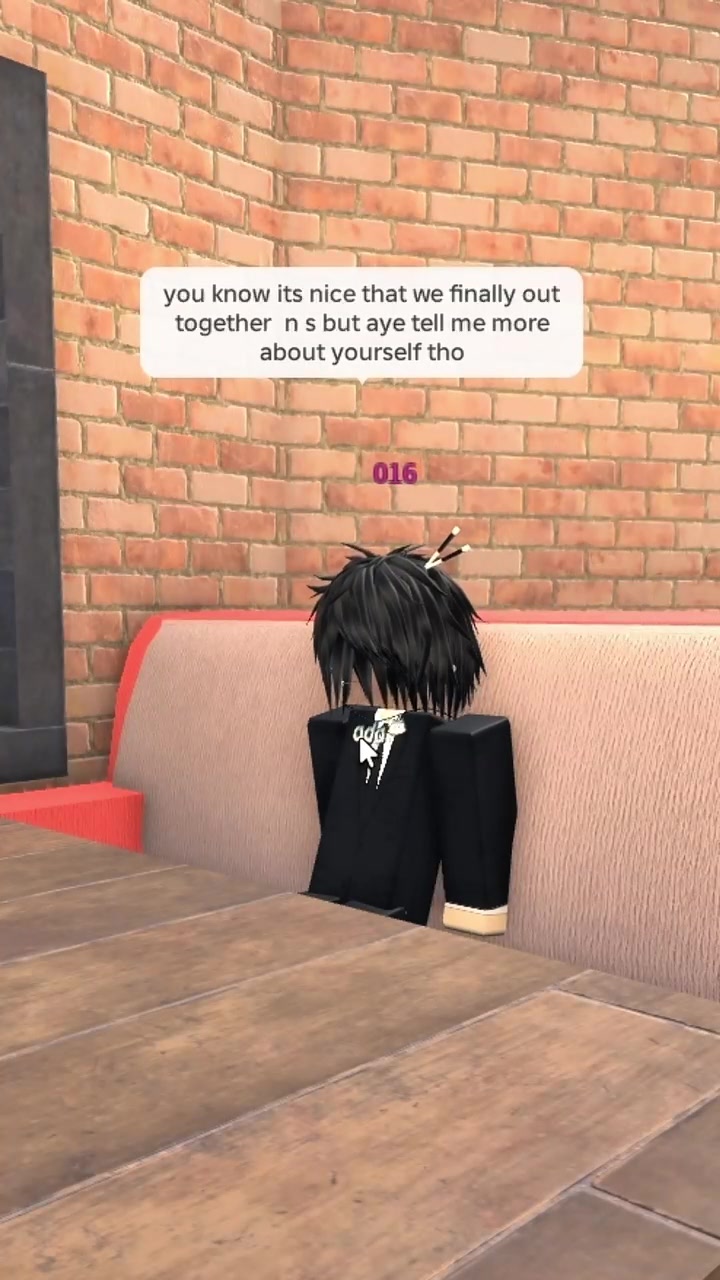 @⃟