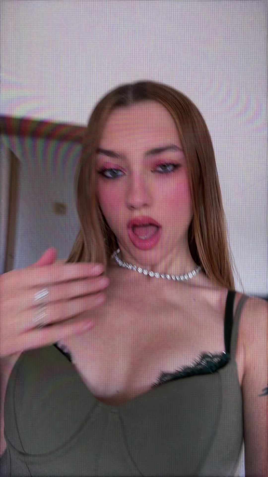 @𝑨𝒓𝒊𝒂𝒏𝒏𝒂👸🏼💘