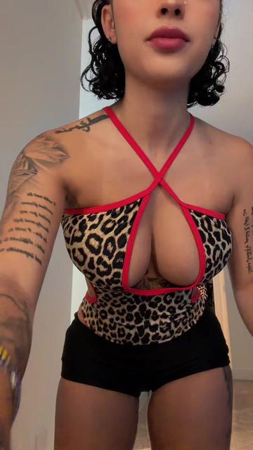 @Malu Trevejo