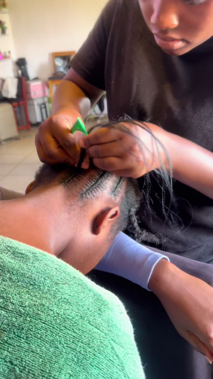 @benita hairs (Jos braider)