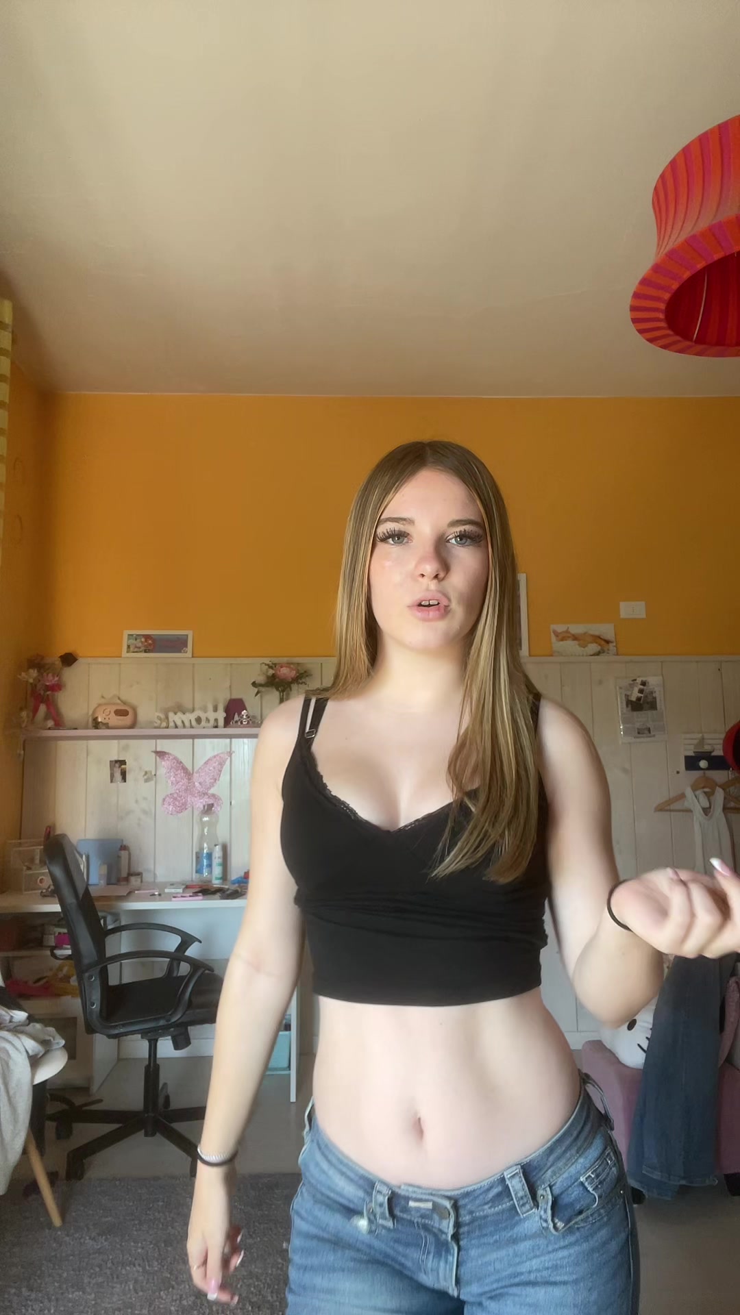 @𝒶𝓃𝒶