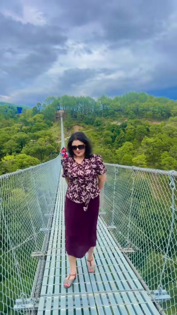 @santoshi_khadka