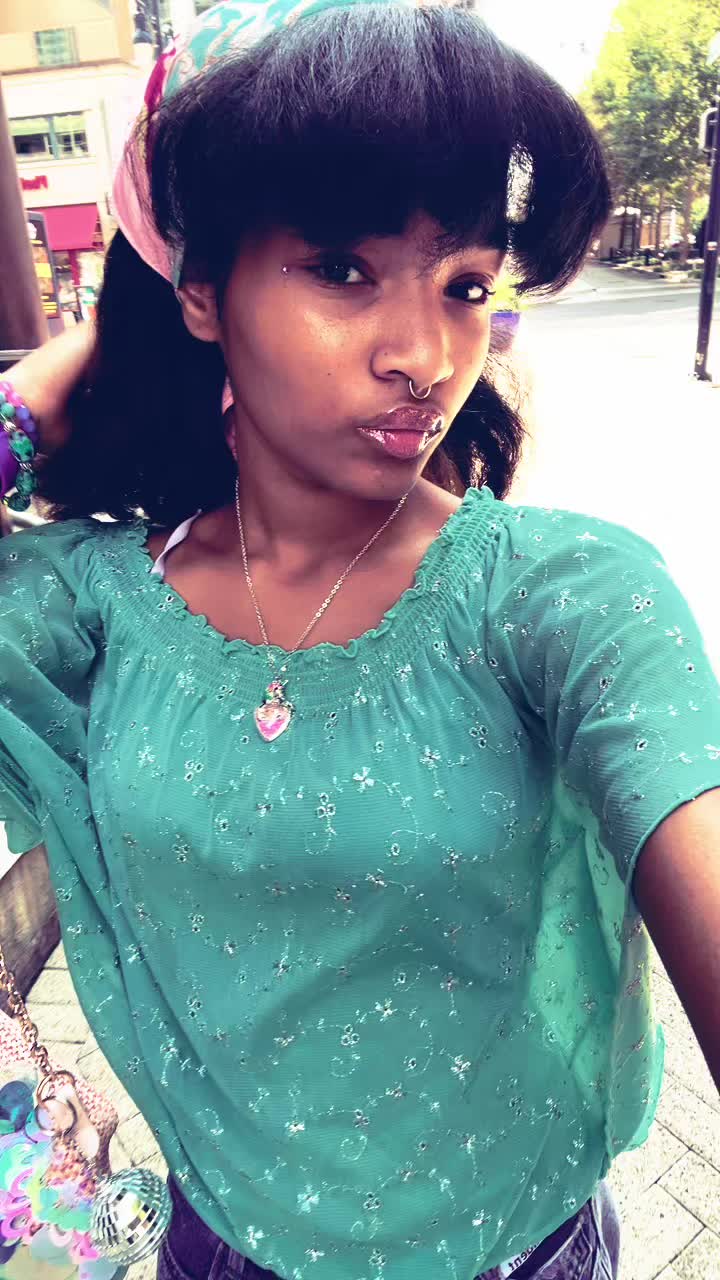 @whimsicxlunicorn🦄