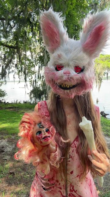 @🐰🪓 Dixie the Bunny 🪓🐰