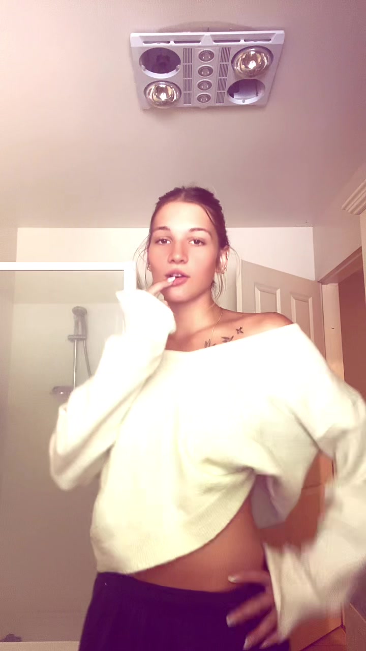 @unicornsandrainbows678