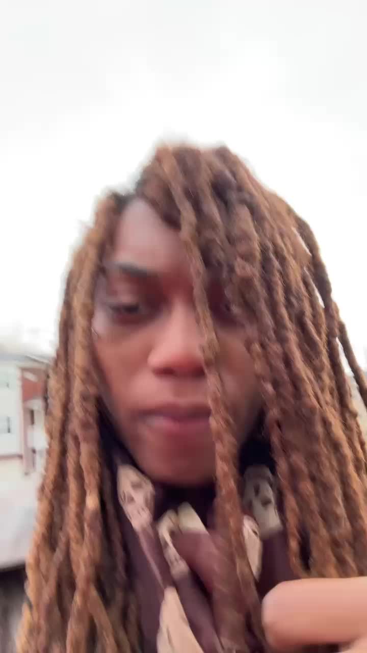 @fangs