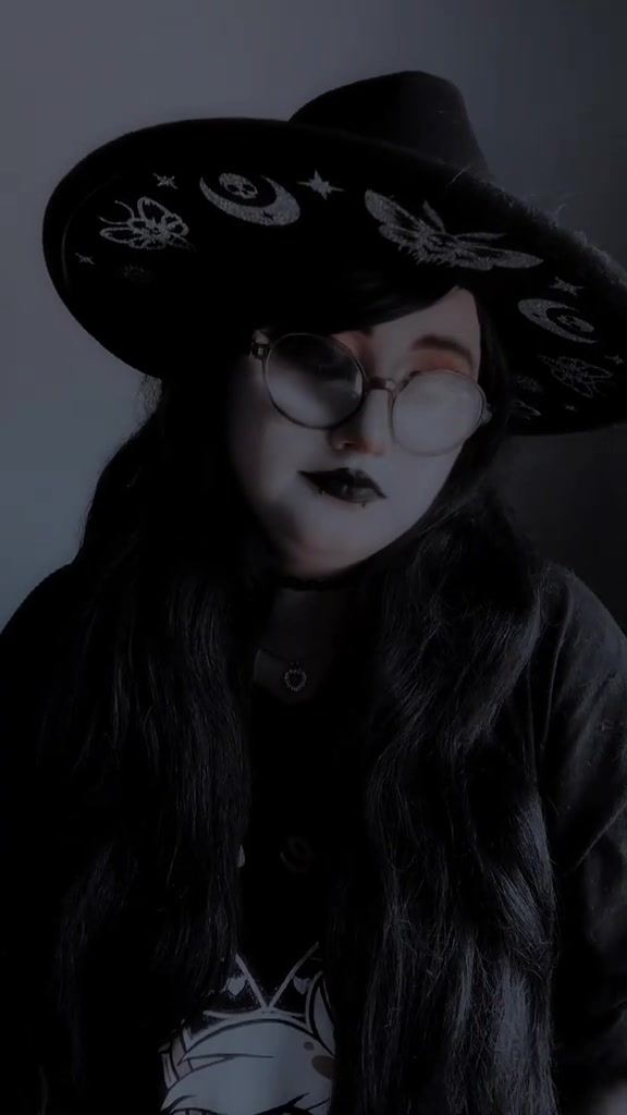 @sp00ky_treats
