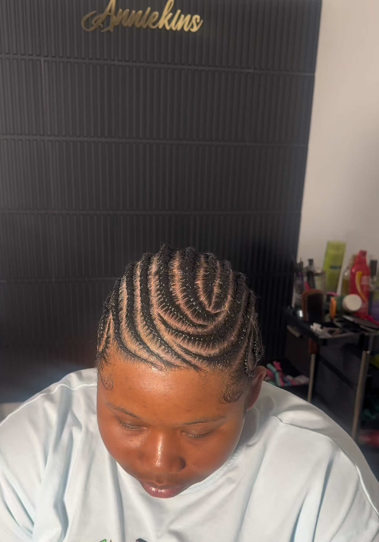 @Cape Cod Hairstylist ๐๐ฝโ๏ธ