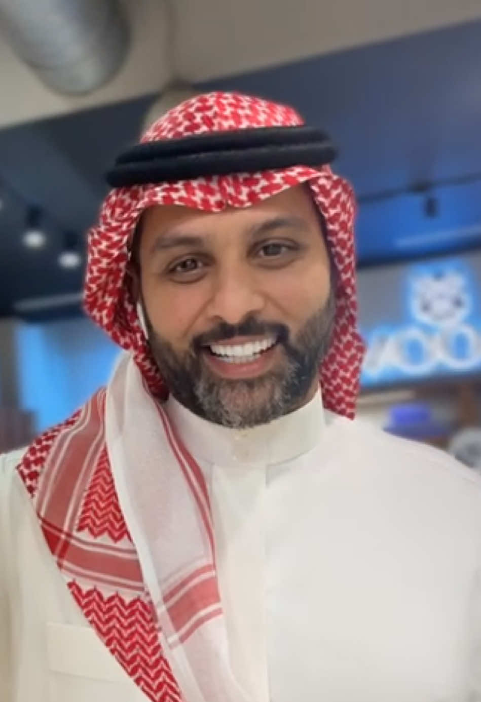 @نافذة سائح 🛤️⛱️🏝️🛩️🏔️