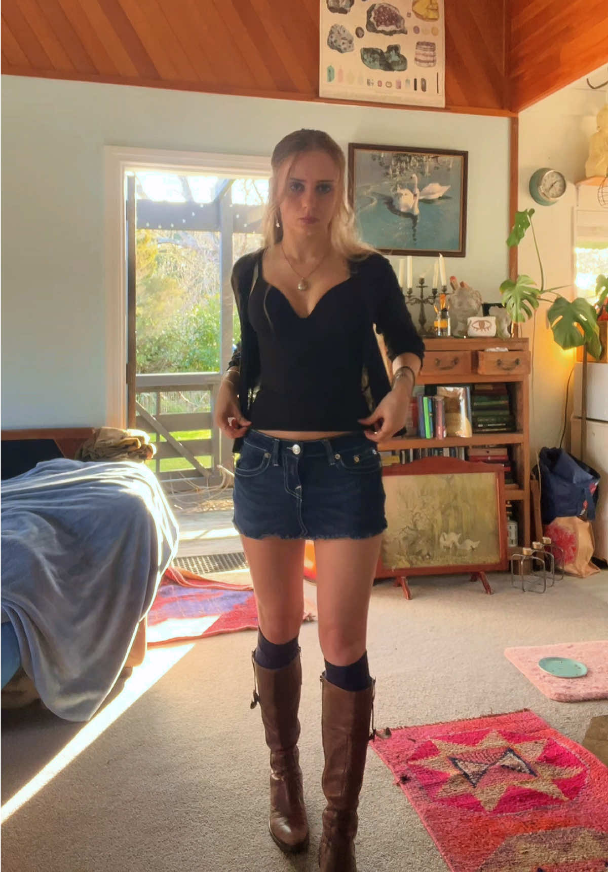 @Lo