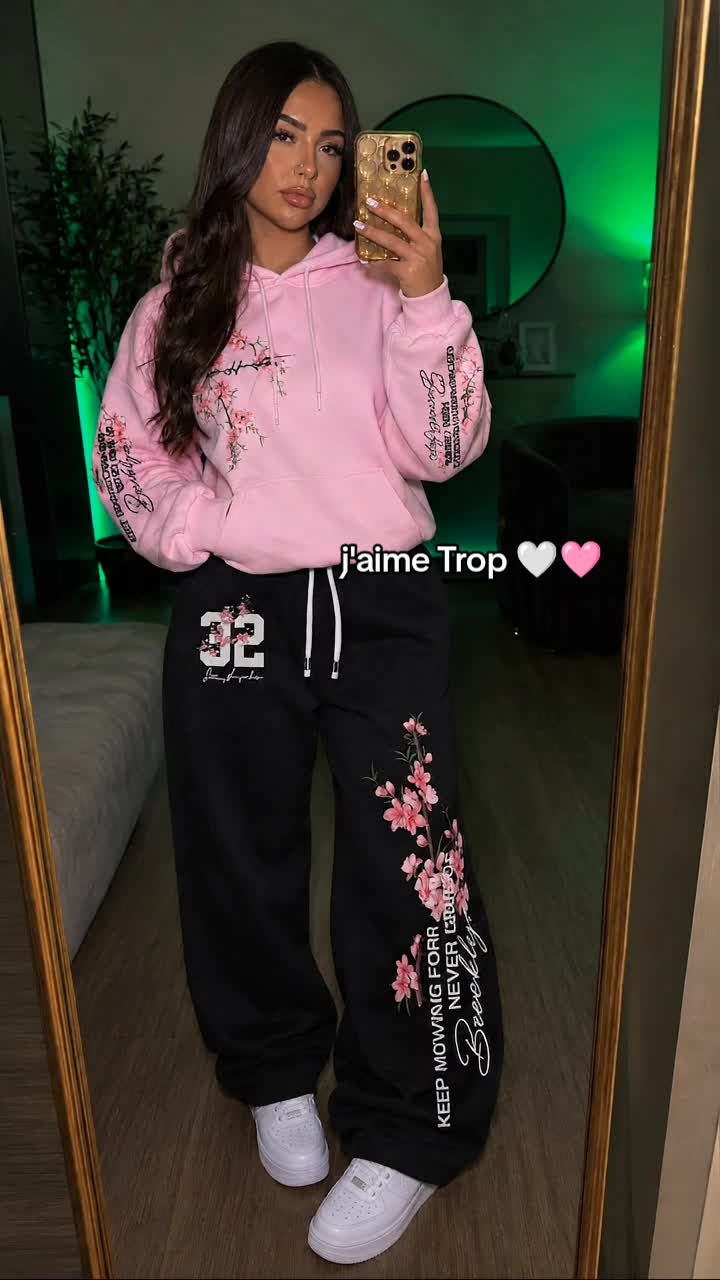 @GlowByLina-ai 🌺
