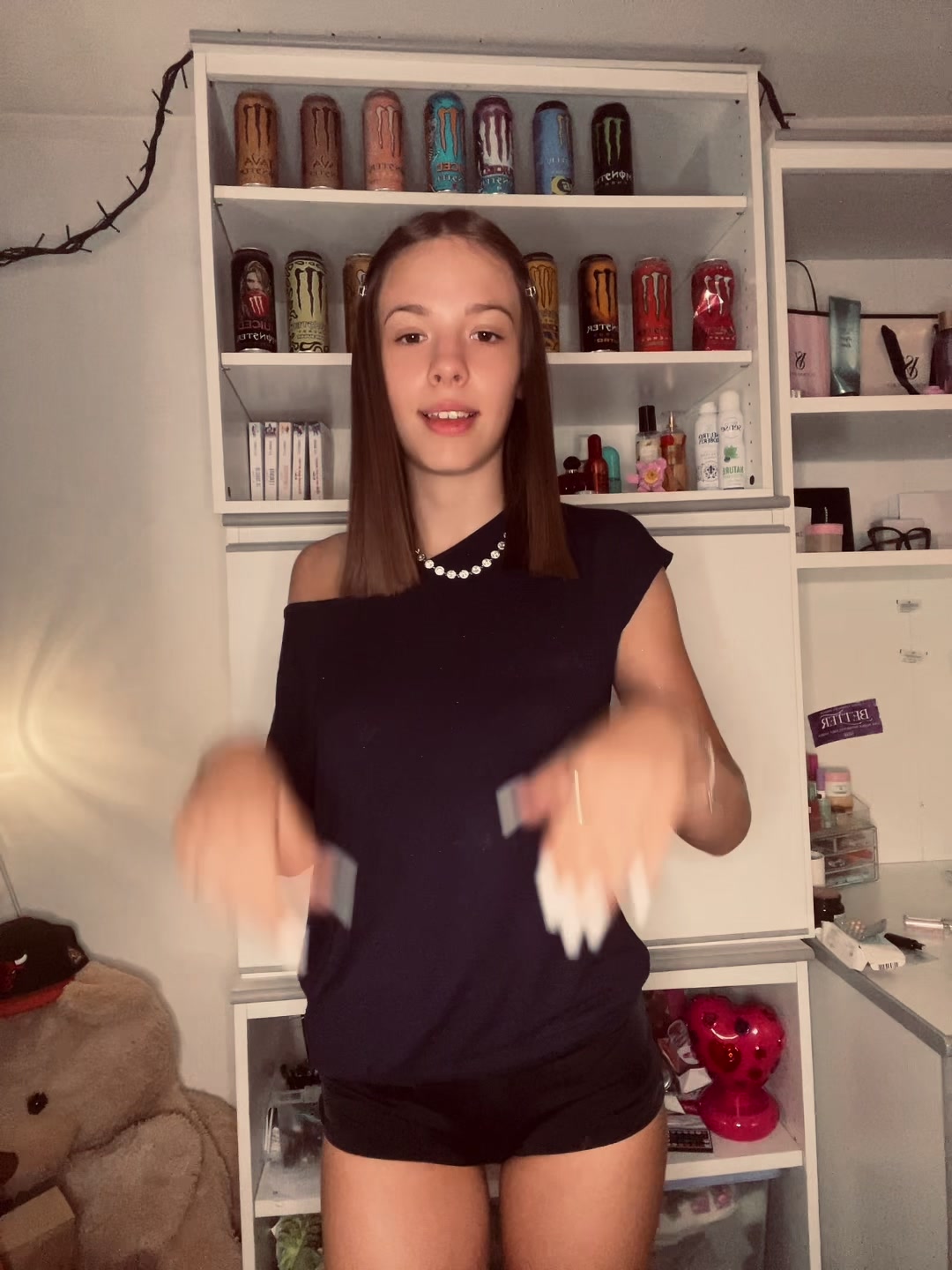 @𝓷𝓲𝓬𝓸𝓵𝓮