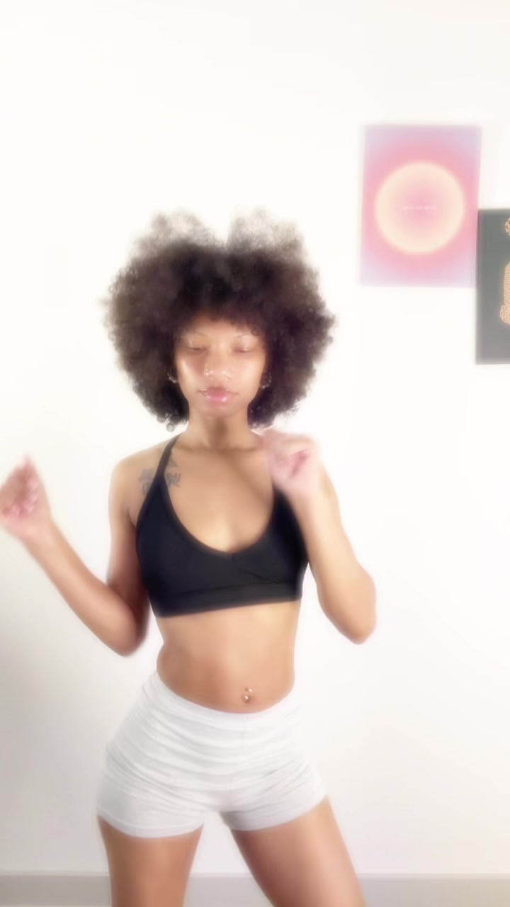@🤸🏽♀️