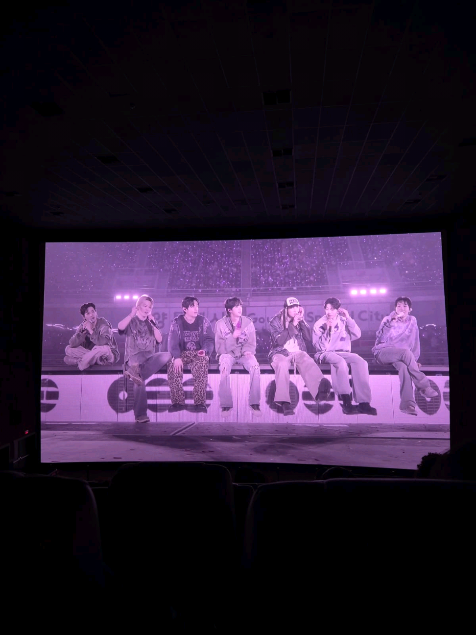 @MIMI VAI VER O BTS