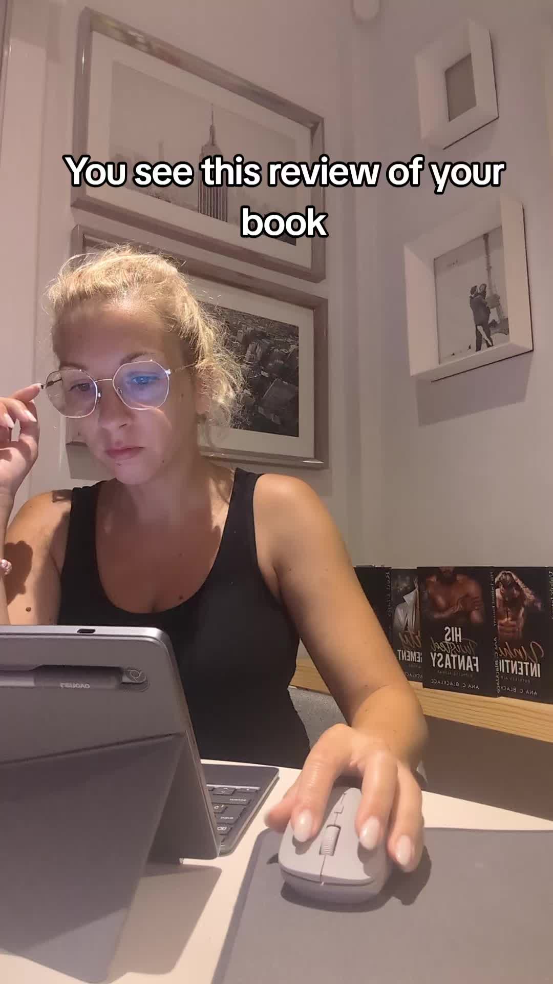@Ana C. Blacklace 📚
