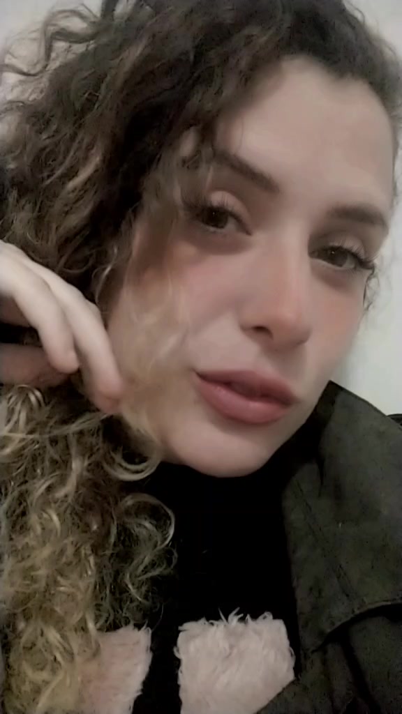 @Mariana 🌹