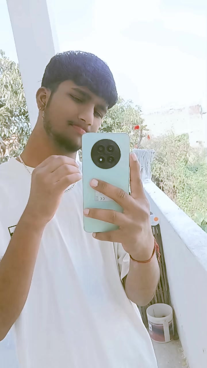 @A B I S H E K ❣️😘