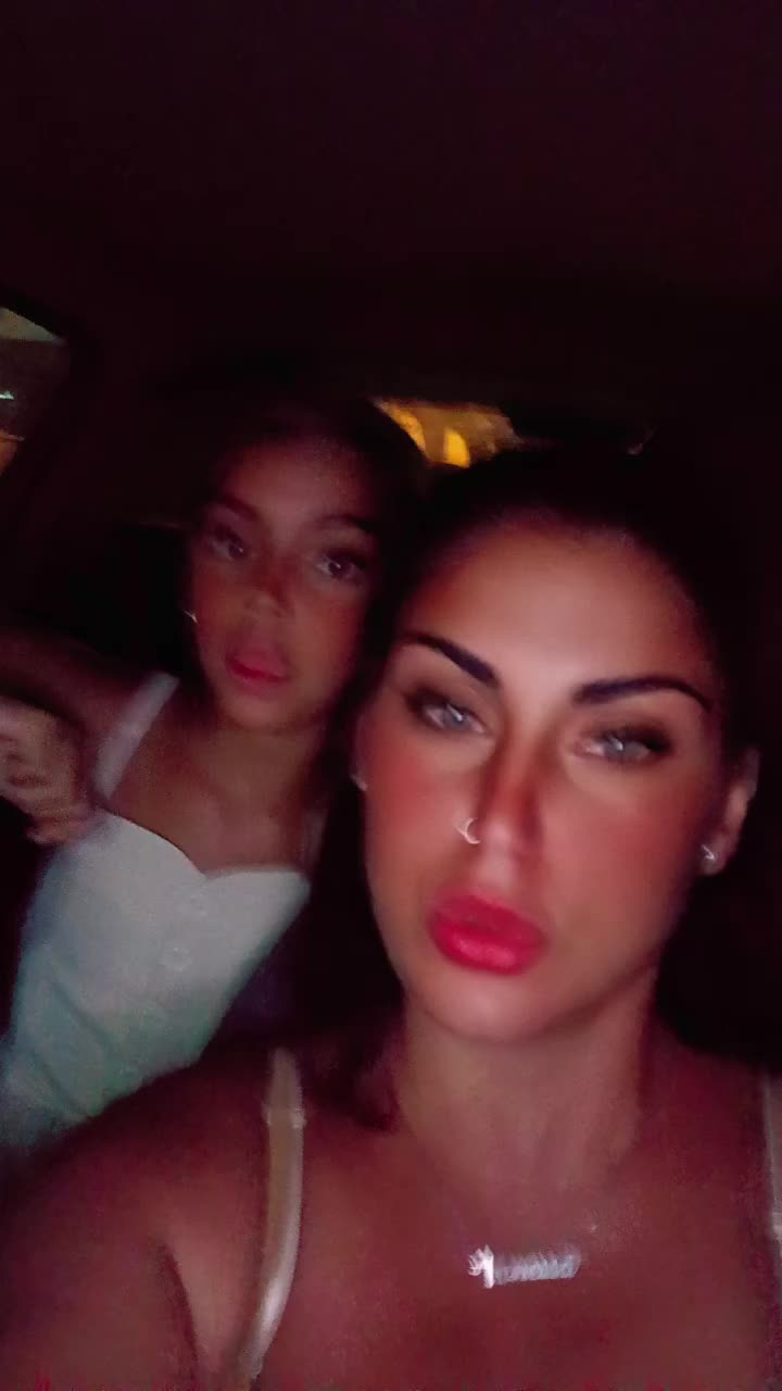 @vanessa ferrante @89