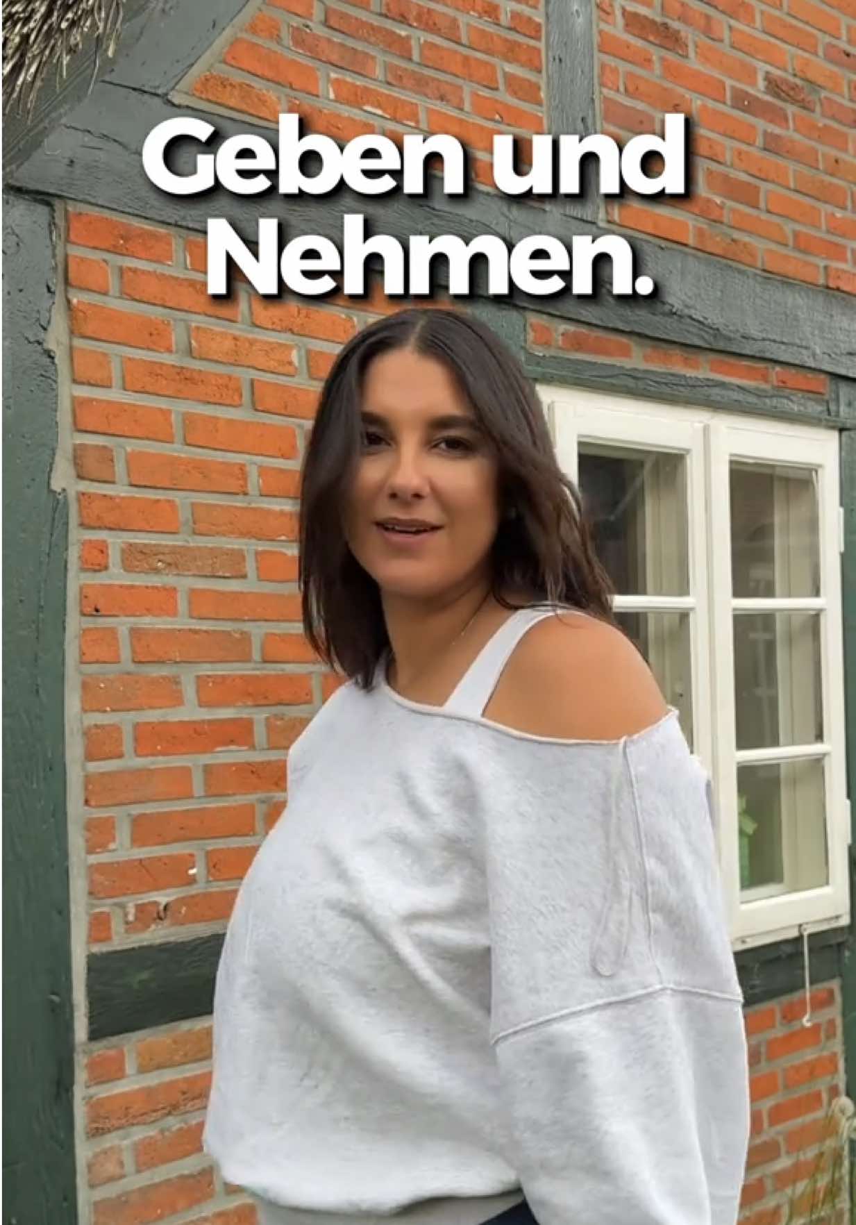 @emilieazaaria