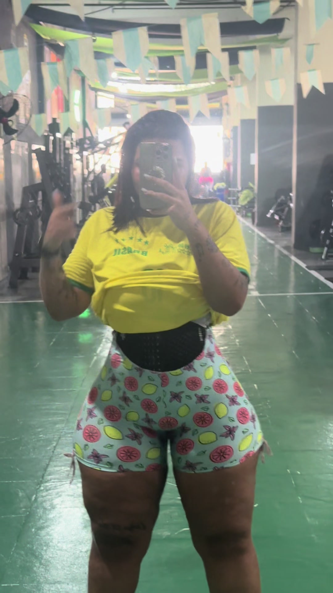 @⚡️Taissiani 🦋