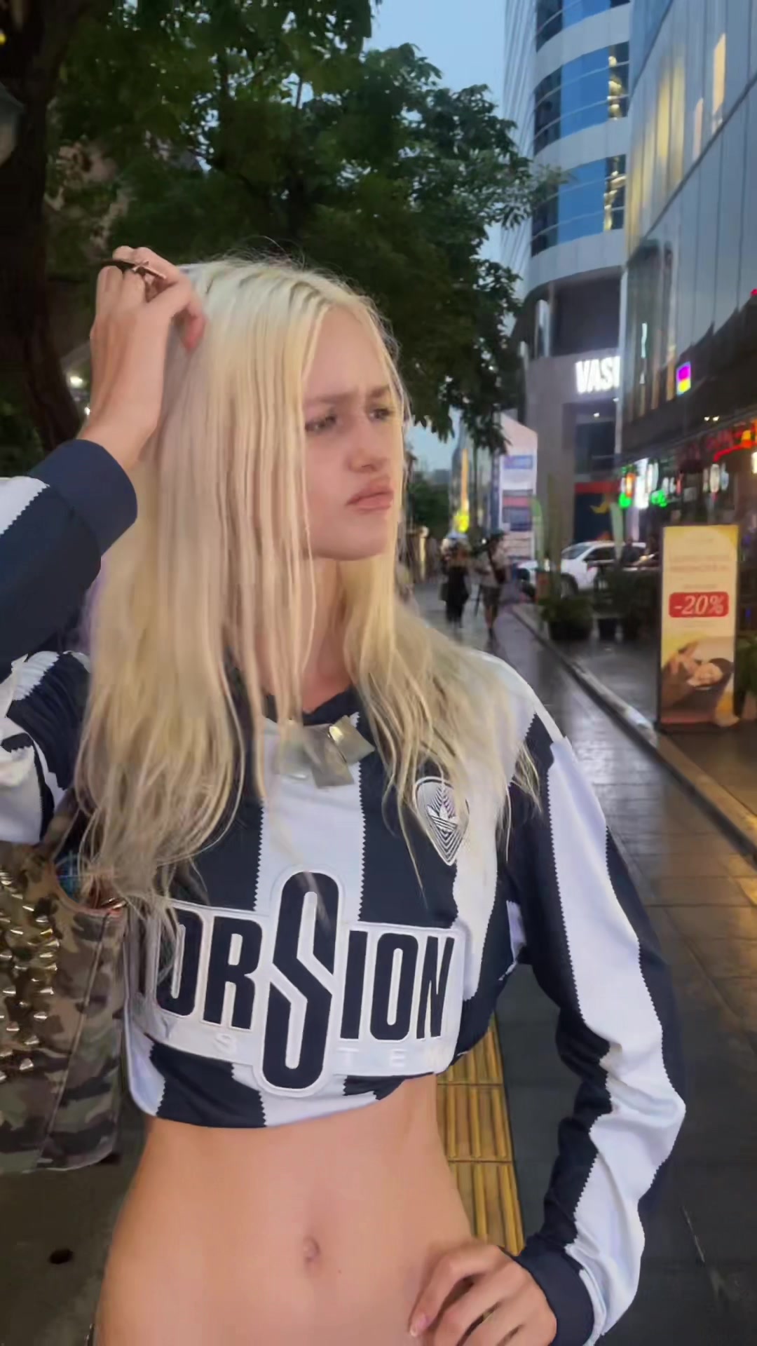 @uglyblondie