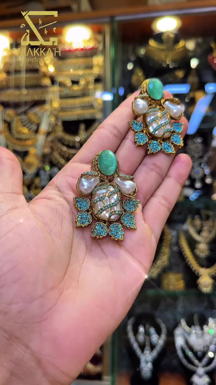 @Makkah bangles store
