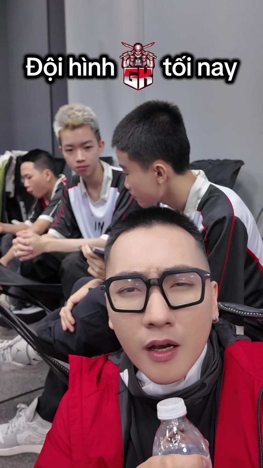 @H&ugrave;ng Cam Đ&acirc;y N&egrave;