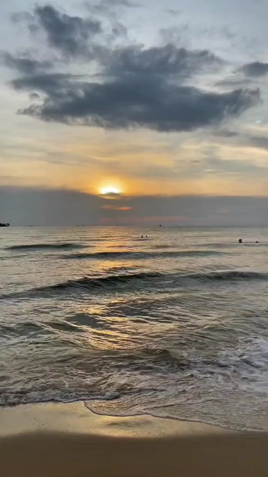 @Diệu Nhiii ✨