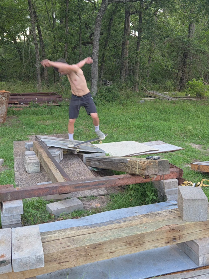 @Jason / skateboarding