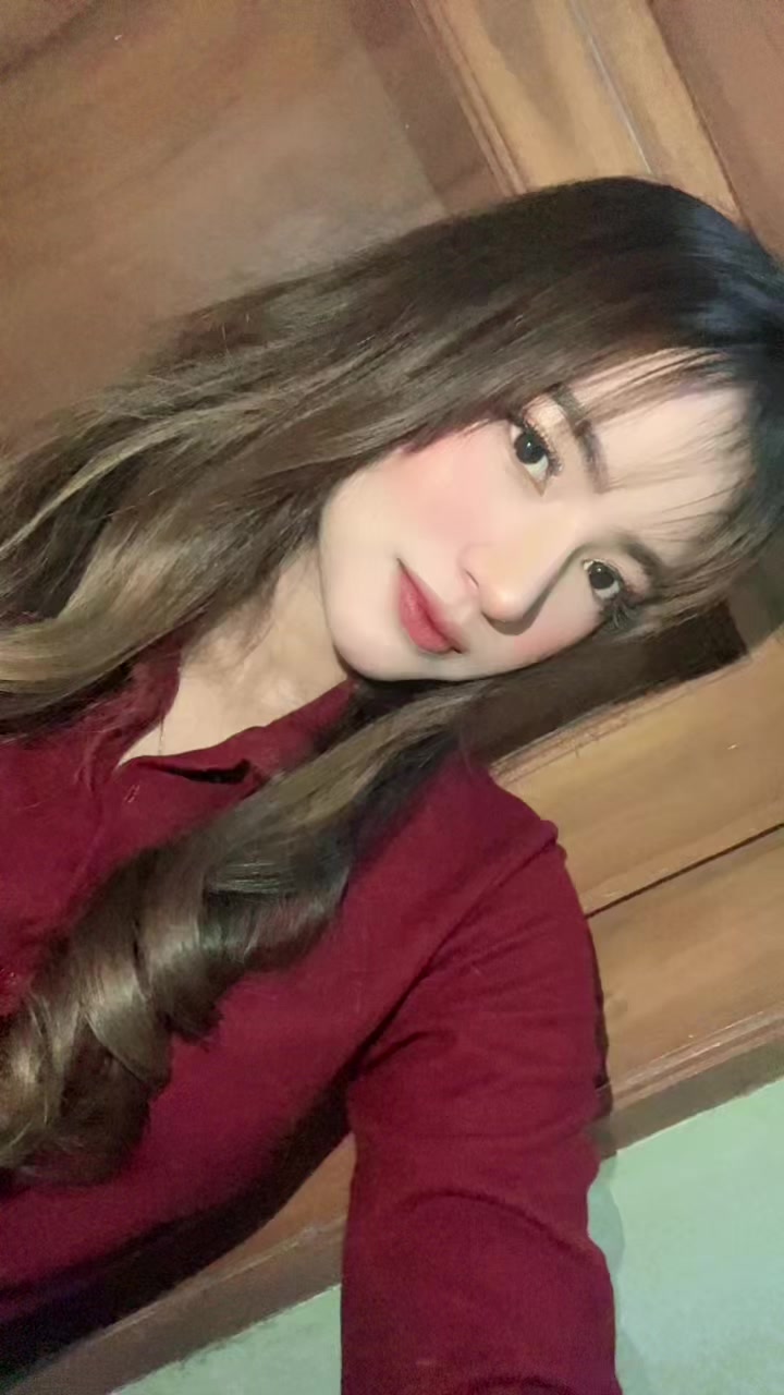 @Vee🕊️