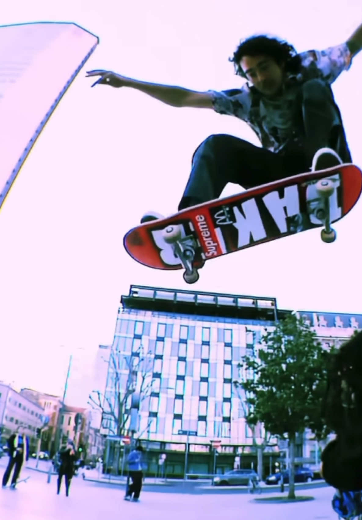 @Clipskateboard