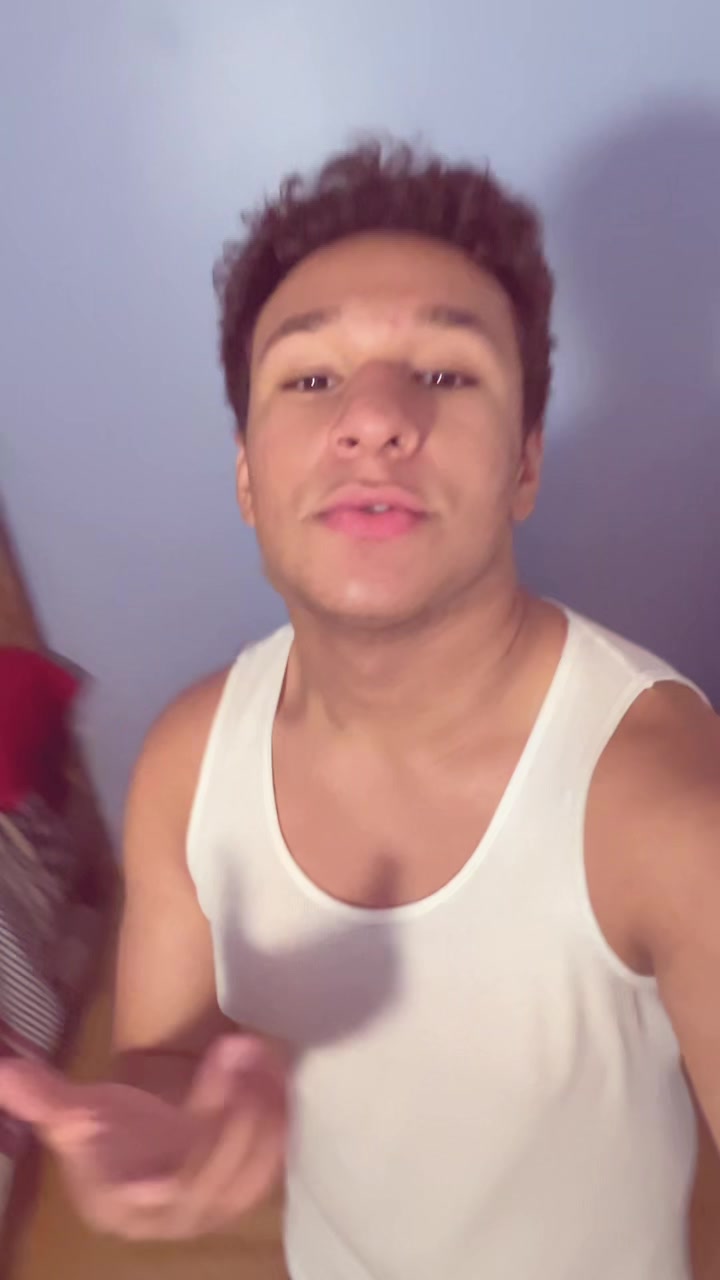 @Brandoleto🇩🇴🗽