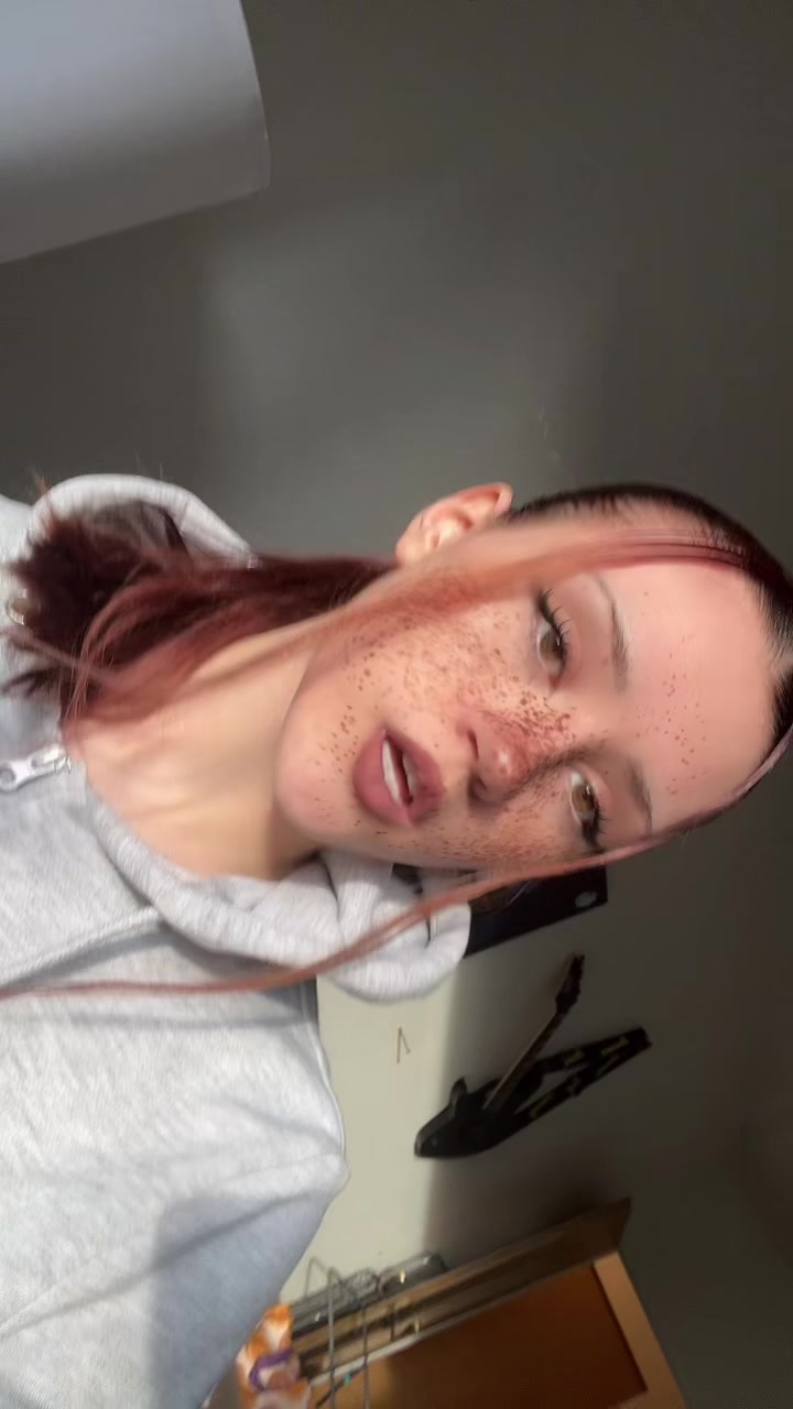 @🥀