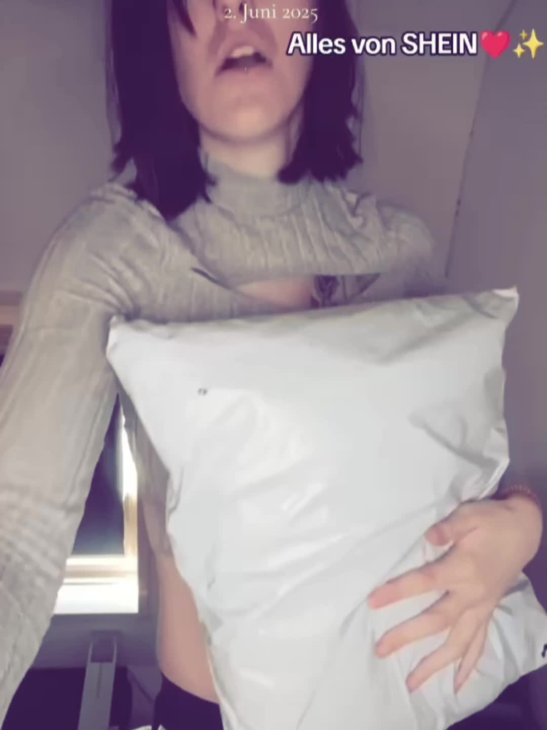 @ANGELINAAA🥹😍