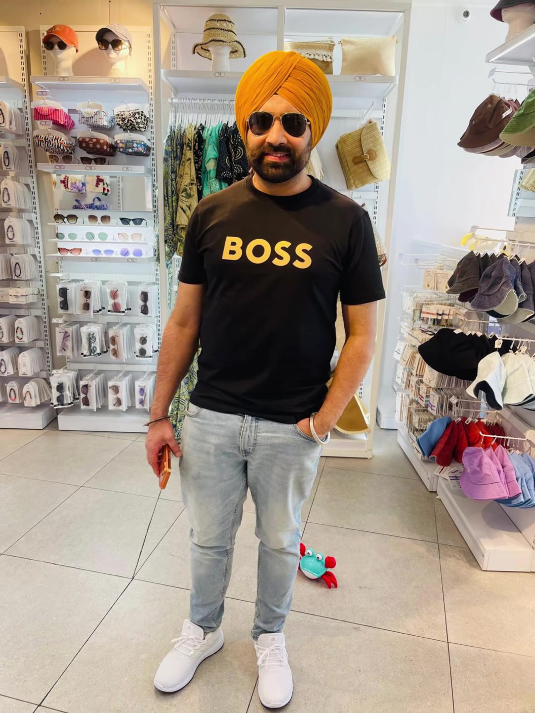 @Navneet Kaur